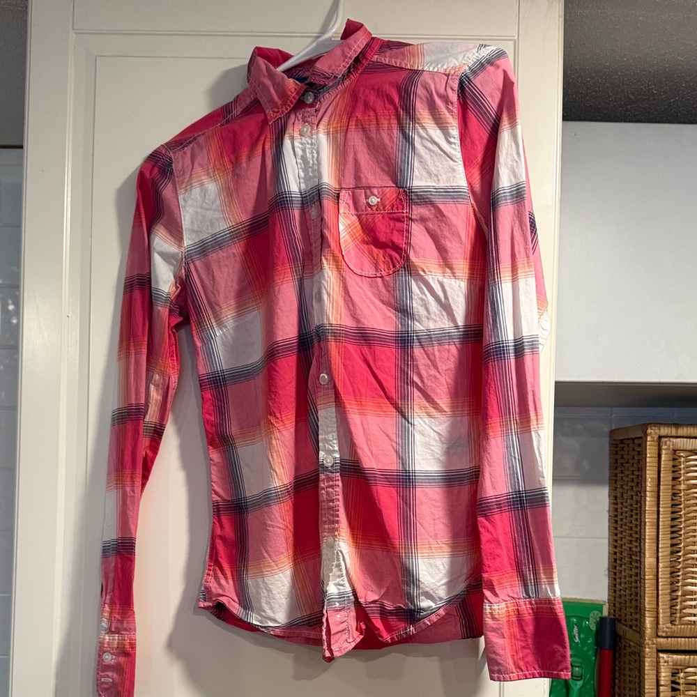 American eagle Pink Plaid Shirt size small 1:19🎶